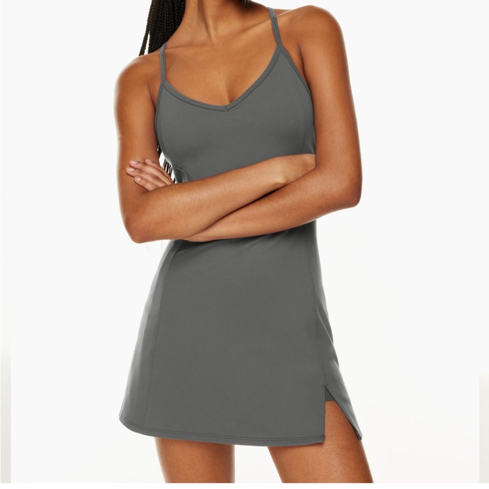 Aritzia TnaLIFE Court Dress. Size 2XS, Coal Grey color.